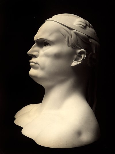 ベニート・ムッソリーニの肖像を描いた胸像、アドルフォ・ヴィルトの作品（モノクロ写真 作： Adolfo Wildt