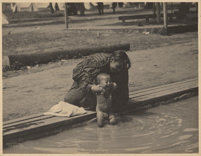 水が怖い 作： Adolph F. Muhr