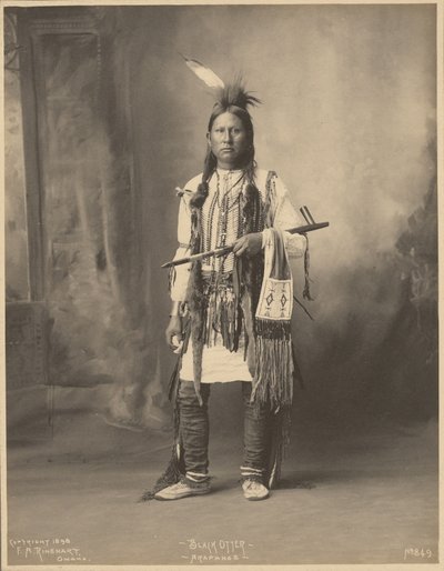 [アラパホ族の黒いカワウソ]。 作： Adolph F. Muhr