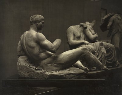 パルテノン神殿の彫刻、大英博物館 作： Adolphe Braun