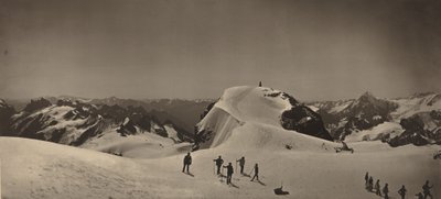 スイス、ティトリス山の山頂 作： Adolphe Braun