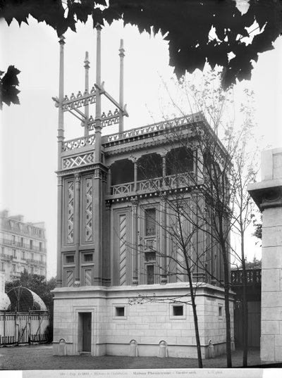 フェニキアの家、万国博覧会、パリ、1889 作： Adolphe Giraudon
