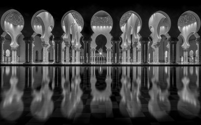 グランド・モスクの想い 作： Ahmed Thabet