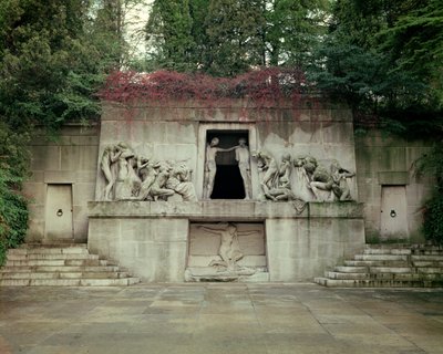 死者の記念碑 作： Albert Bartholomé