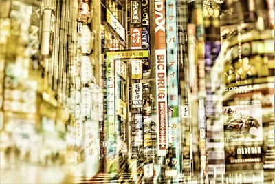  作： Alex Caminker