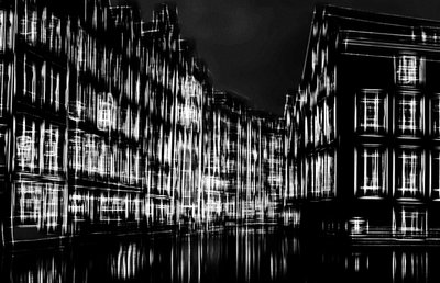 Lights in the night city,2019,(photography) 作： Alex Caminker