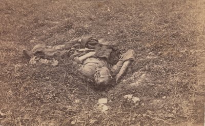 [アンティータムの戦場で] 南軍の兵士、1862 年 9 月。 作： Alexander Gardner