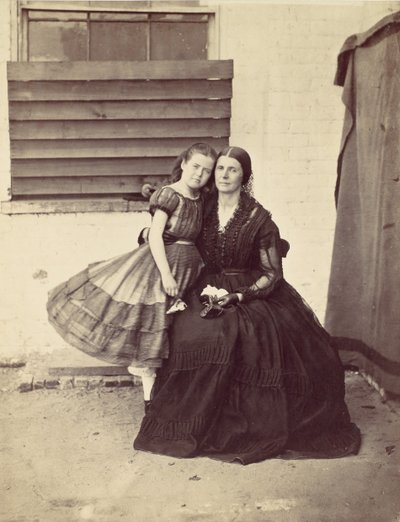 1862年、ワシントンの旧国会議事堂に投獄されたグリーンハウ夫人と娘。 作： Alexander Gardner