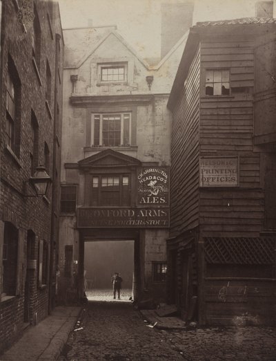 1875年、ワーウィック・レーンのオックスフォード・アームズ（写真） 作： アルフレッド＆ブール ジョン・ブール