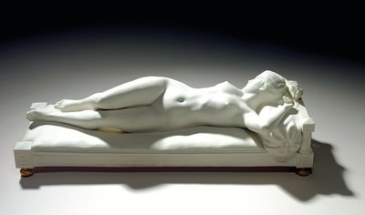リカンベントヌードのセーヴルビスケットフィギュア「ル・レポス」 作： Alfred Boucher