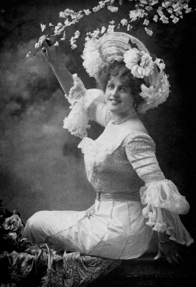マリースタッドホルム1875-1930、イギリスの演劇女優、1902-1903。 作： Alfred Ellis and Walery