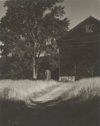 納屋、ジョージ湖、1936年。 作： Alfred Stieglitz