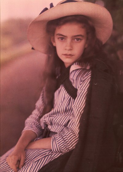 縞模様のドレスを着た子供 Raab の子供、1907 年。 作： Alfred Stieglitz