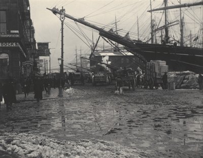  作： Alfred Stieglitz
