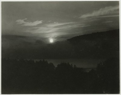 同等 作： Alfred Stieglitz