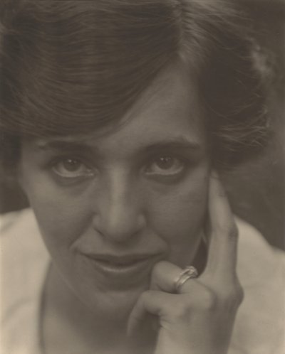  作： Alfred Stieglitz