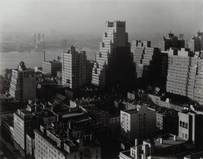  作： Alfred Stieglitz