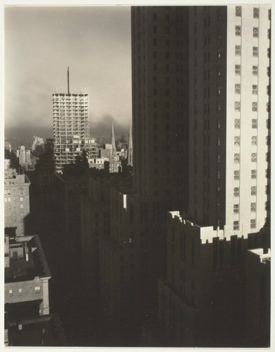 西シェルトンの窓から 作： Alfred Stieglitz