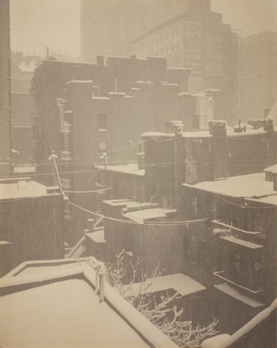 裏窓から 291 作： Alfred Stieglitz