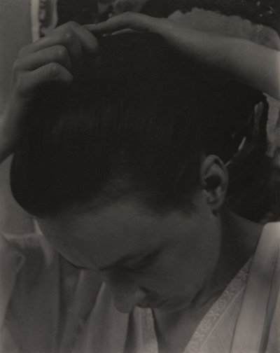 ジョージア・オキーフ 作： Alfred Stieglitz