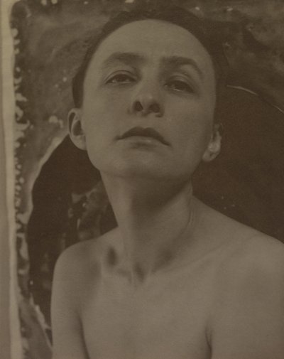 ジョージア・オキーフ 作： Alfred Stieglitz