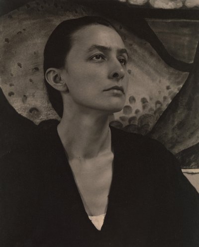 ジョージア・オキーフ 作： Alfred Stieglitz