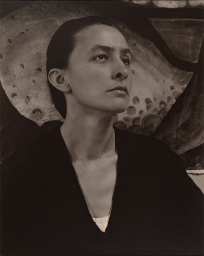 ジョージア・オキーフ 作： Alfred Stieglitz