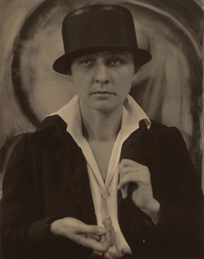  作： Alfred Stieglitz