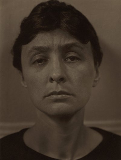  作： Alfred Stieglitz