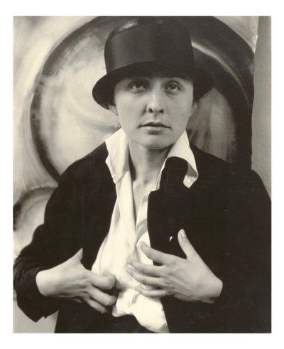 作： Alfred Stieglitz