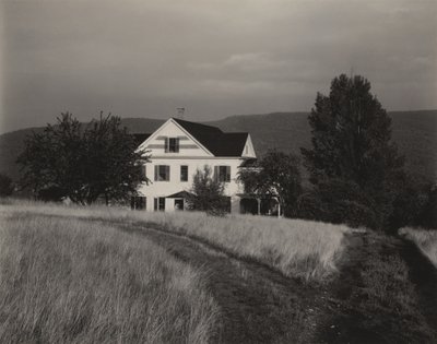  作： Alfred Stieglitz