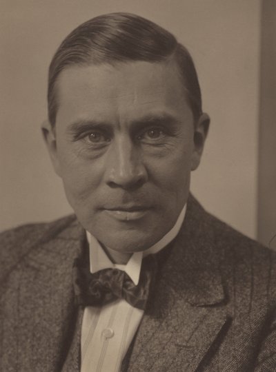  作： Alfred Stieglitz