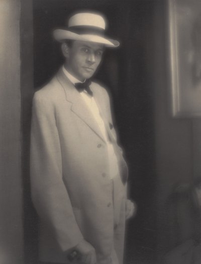  作： Alfred Stieglitz