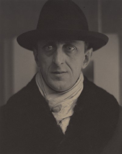  作： Alfred Stieglitz