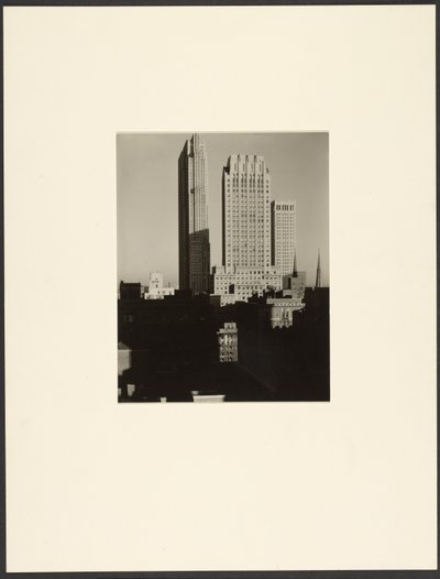 シェルトンから見たニューヨーク 作： Alfred Stieglitz