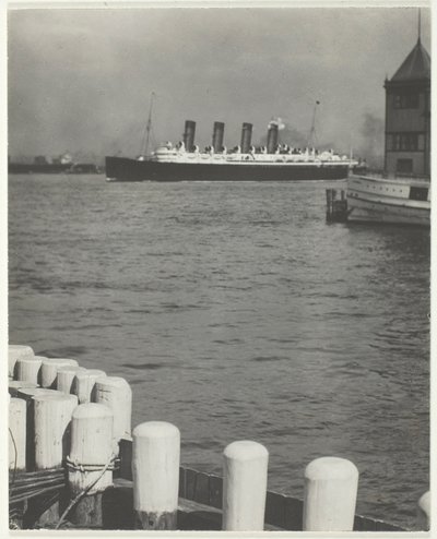 アウトワード バウンド、マウレタニア 作： Alfred Stieglitz