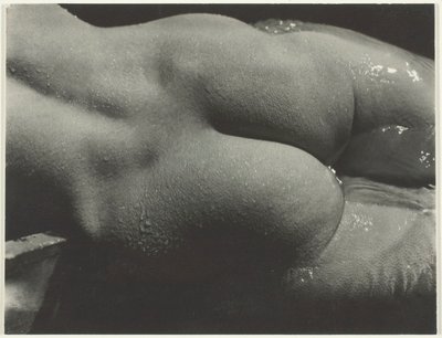 レベッカ・サルズベリー・ストランド 作： Alfred Stieglitz