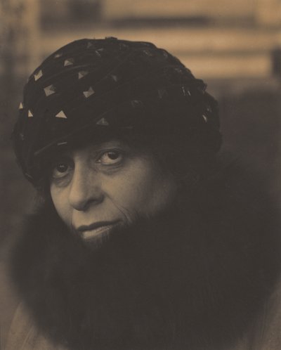  作： Alfred Stieglitz