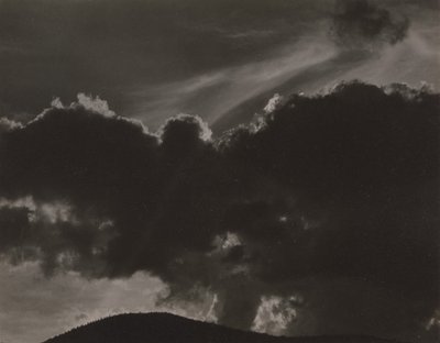 空の歌 作： Alfred Stieglitz