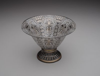 ボウル、1914-15年頃（エナメル、金メッキ、ブロンズ石仕上げのガラス 作： Alfred Walter