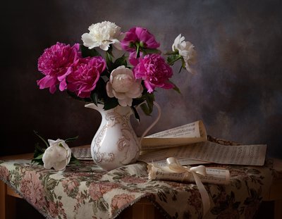  作： Alina Lankina