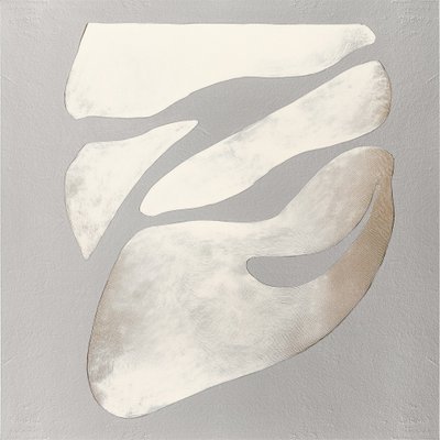 中立的な流動的な形態 作： Alma