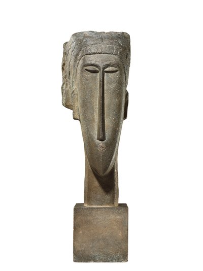 頭、c.1910-12（石灰岩） 作： Amedeo Modigliani