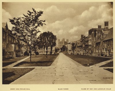 プリンストン大学ヘンリー＆ファルケホール、ブレアタワー、1901年クラスとラフリンホール（モノクロ写真 作： American Photographer (after)