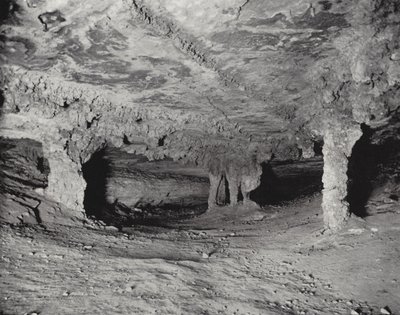 ケンタッキー州マンモスケーブ「ブライダル・チャンバー」（モノクロ写真 作： American Photographer (after)