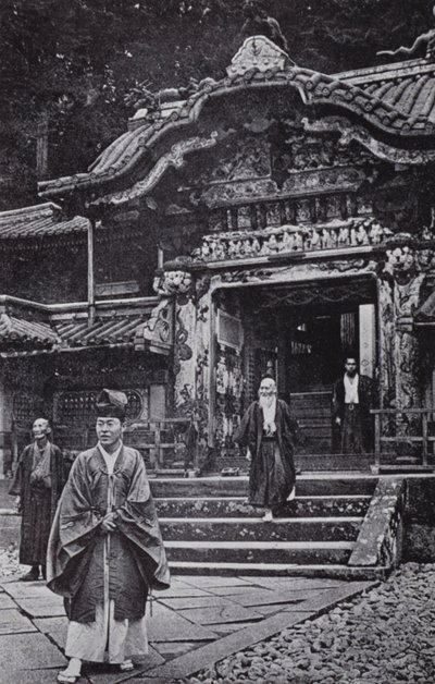 日光の神殿（モノクロ写真 作： American Photographer (after)