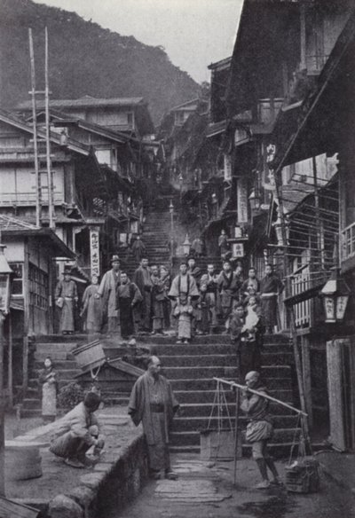 温泉の里・伊香保のメインストリート（モノクロ写真 作： American Photographer (after)