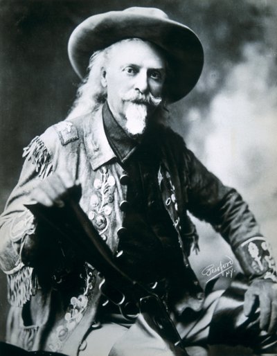 バッファロー・ビル（1846-1917）（モノクロ写真 作： American Photographer