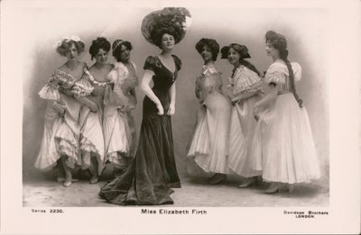 エリザベス・ファース、アメリカの歌手、女優（モノクロ写真） 作： アメリカの写真家