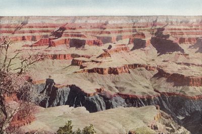 ヤバパイポイントの向かいにあるアリゾナ州グランドキャニオン（カラー写真） 作： American Photographer